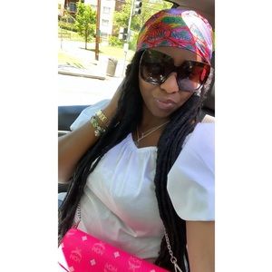 Meet your Posher, Tiffany